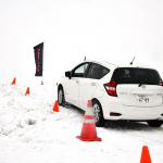 【画像】【試乗】日産がもつ多彩な4WDを雪上で体感！　軽自動車のデイズからスーパースポーツGT-Rまでイッキ乗り 〜 画像22