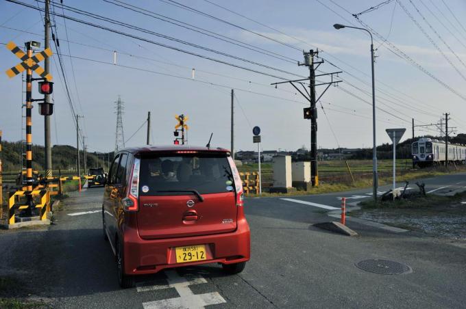 普段クルマを運転しない人が同乗する際に気をつけるべきこと