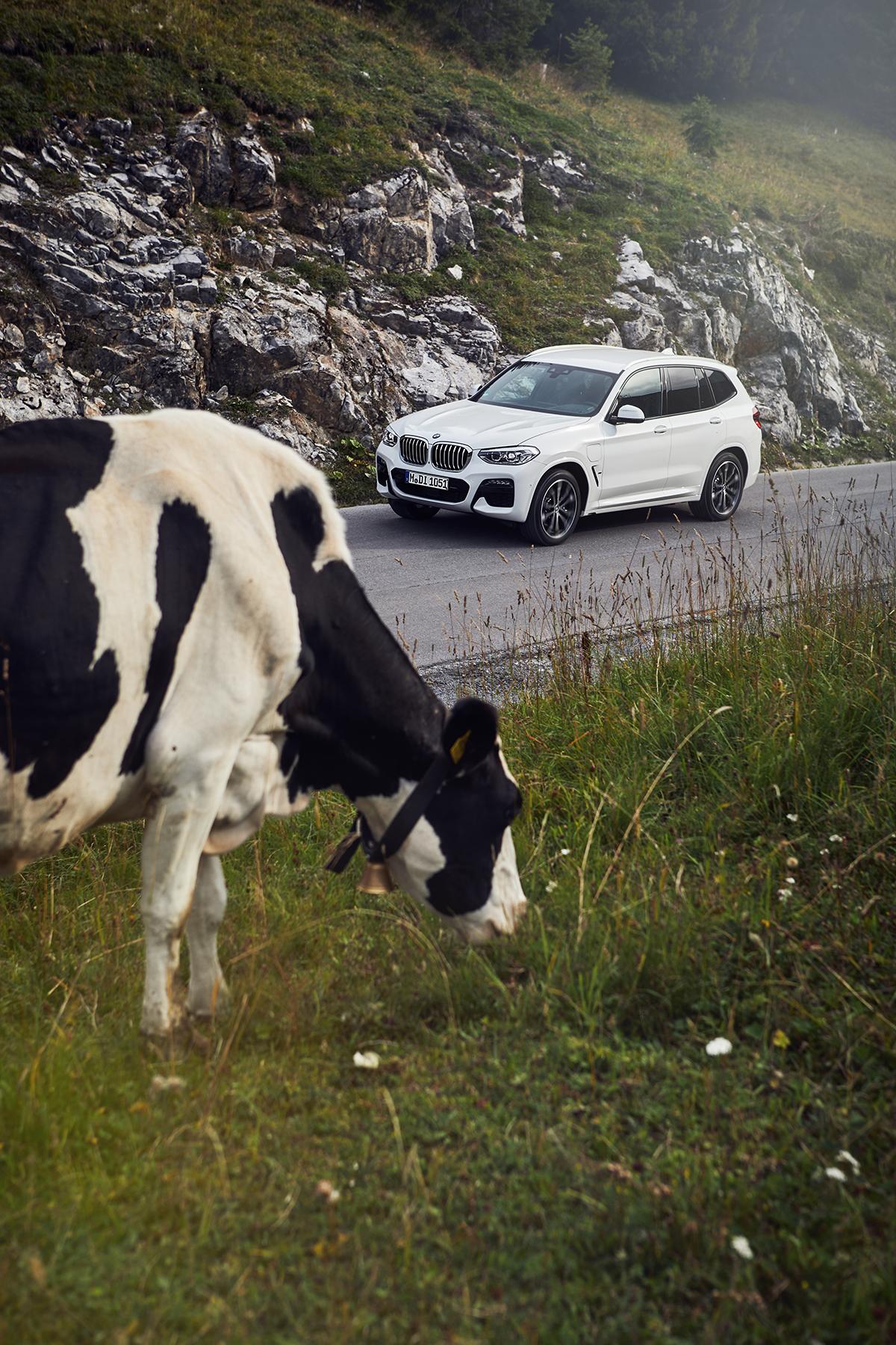 BMW X3にプラグインハイブリッドが追加 〜 画像22