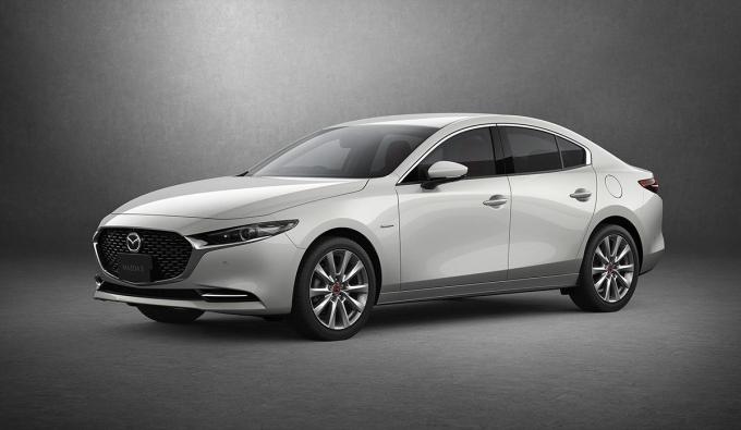 MAZDA3セダンに1.5Lガソリンエンジンを追加設定