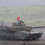 【画像】まさかの一般車に混じって公道自走も！　「戦車」の移動事情とは 〜 画像9