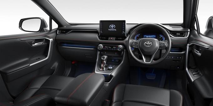 RAV4 PHVが登場