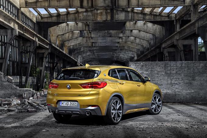 BMW X2にディーゼルの新グレードxDrive20dを追加