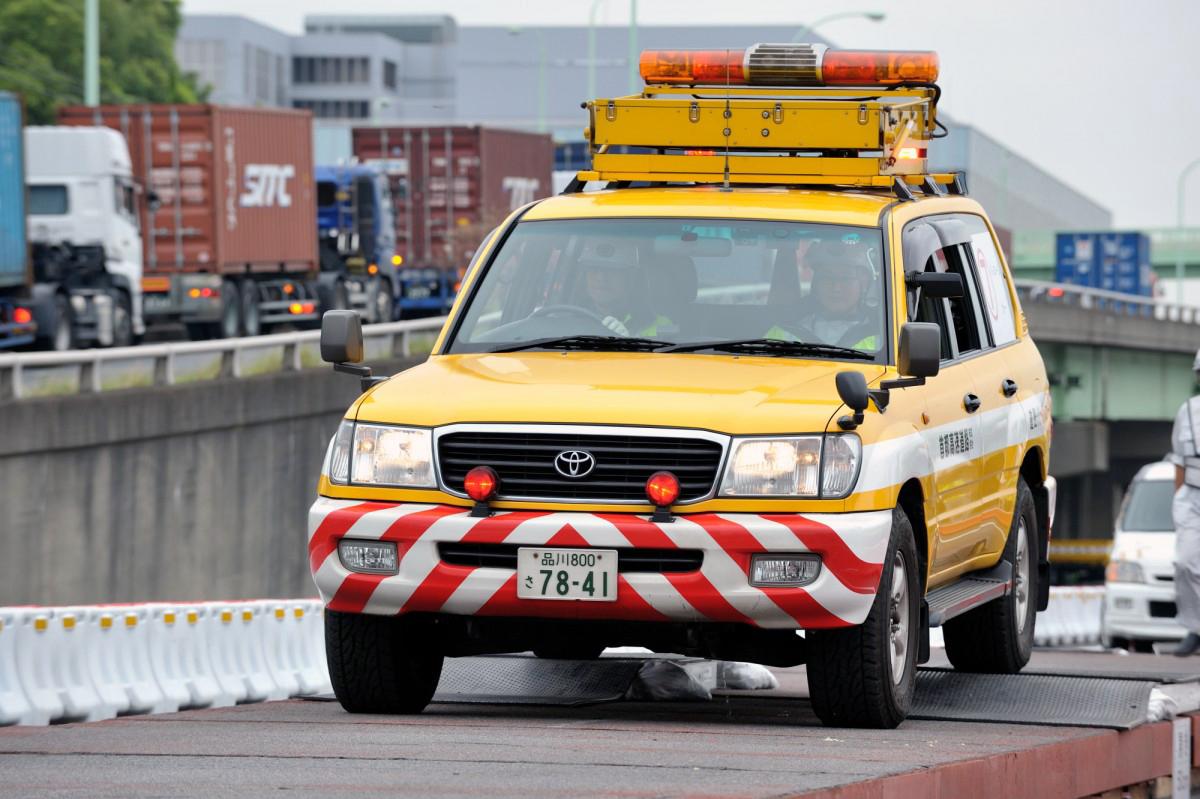パトカーや消防車だけじゃない 意外に多い 緊急走行 が認められているクルマとは 自動車情報 ニュース Web Cartop