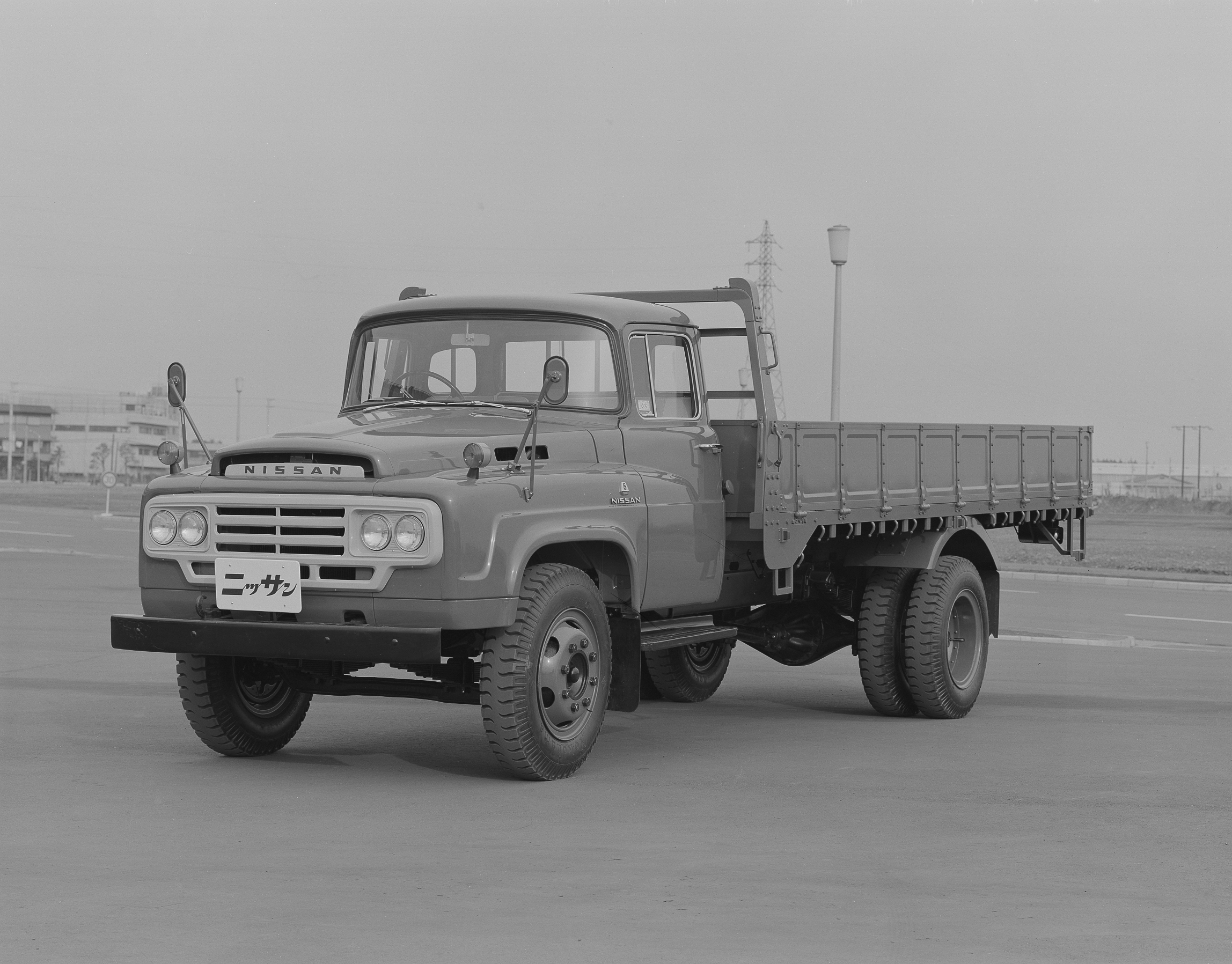 日産エンブレムの歴史 〜 画像5