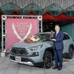 【画像】RAV4 PHVがバカ売れで「プラグインハイブリッド」の時代到来か！　それに伴い顕在化した「充電器問題」とは 〜 画像1