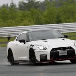 【画像】「GT-Rニスモ」や「WRX STI」も採用！　クルマ好きが崇める「カーボンパーツ」の凄さ 〜 画像2