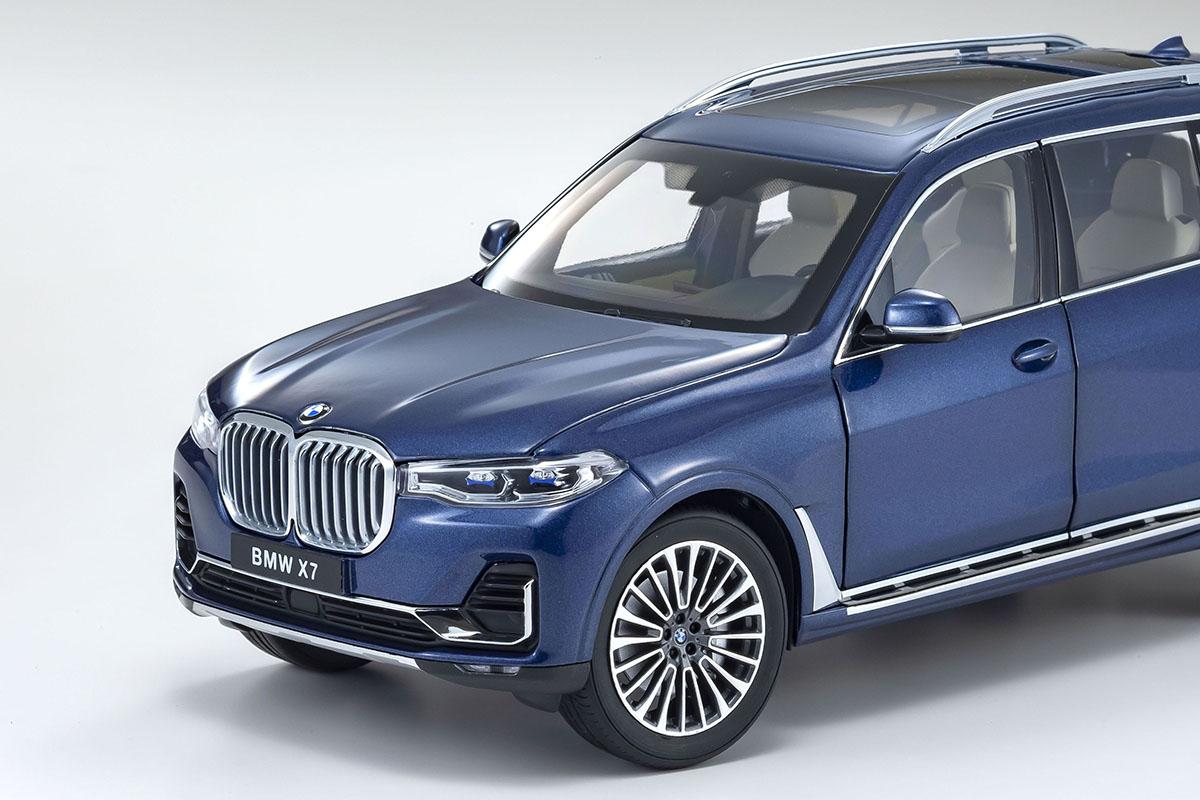 京商からBMW X7の18分の1スケールモデルカーが発売 〜 画像11