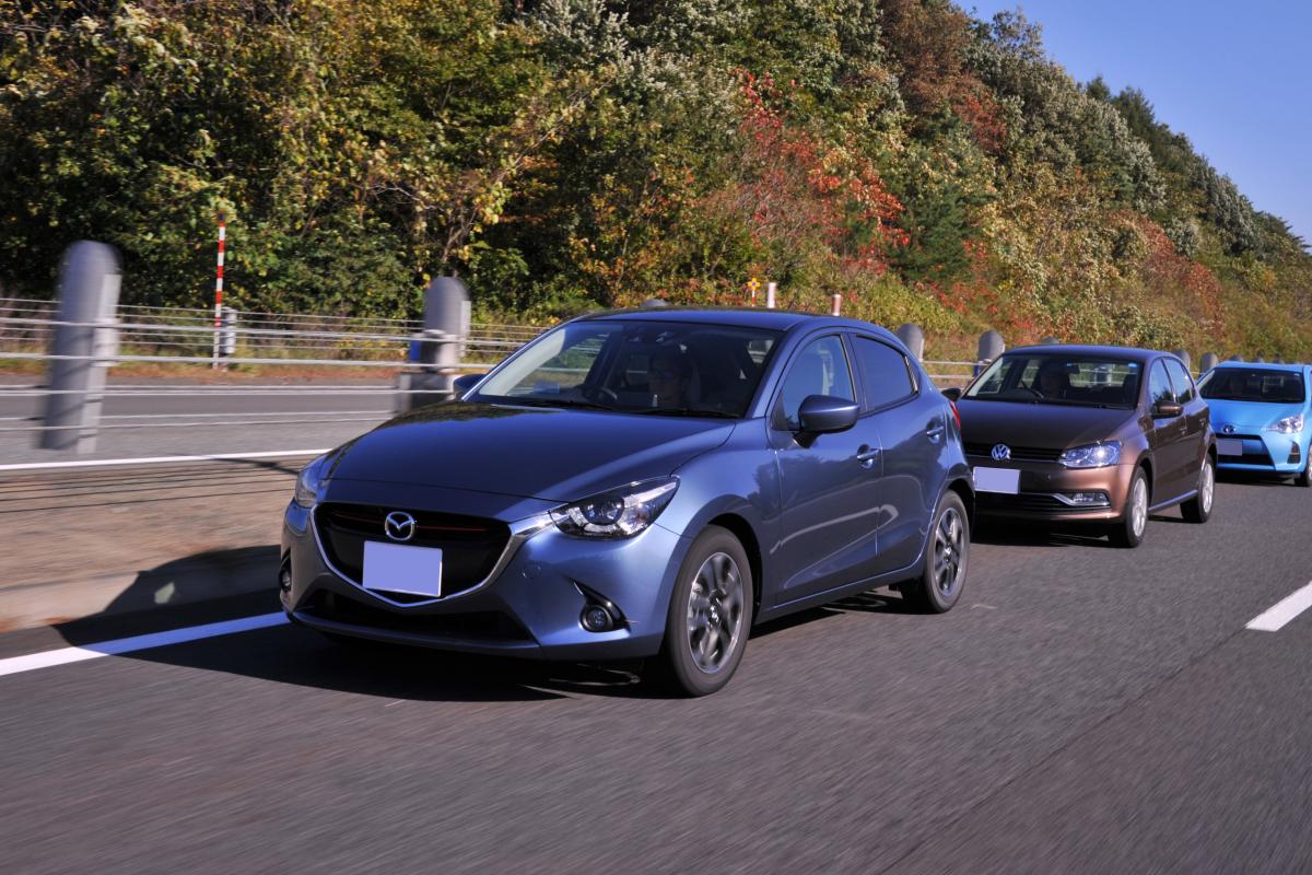 高速道路の右車線あおり運転イメージ3台 〜 画像3