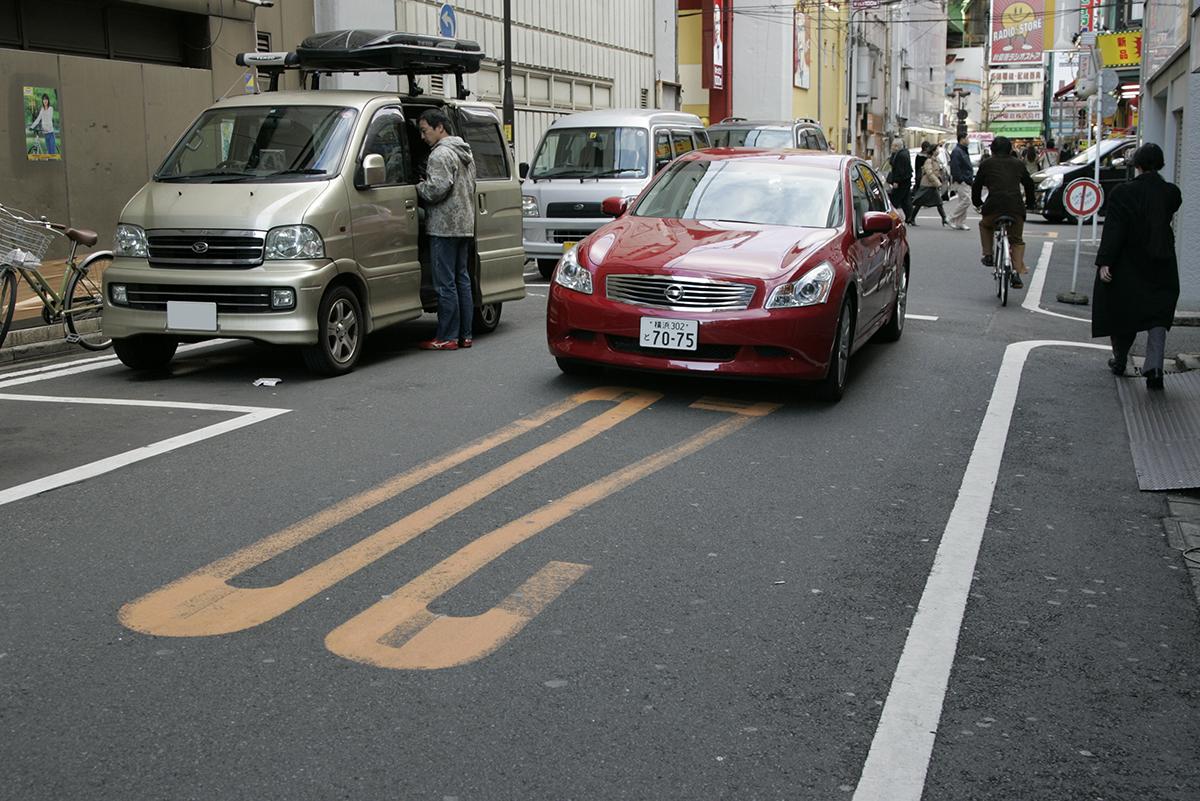 狭い道での走行シーン 〜 画像5