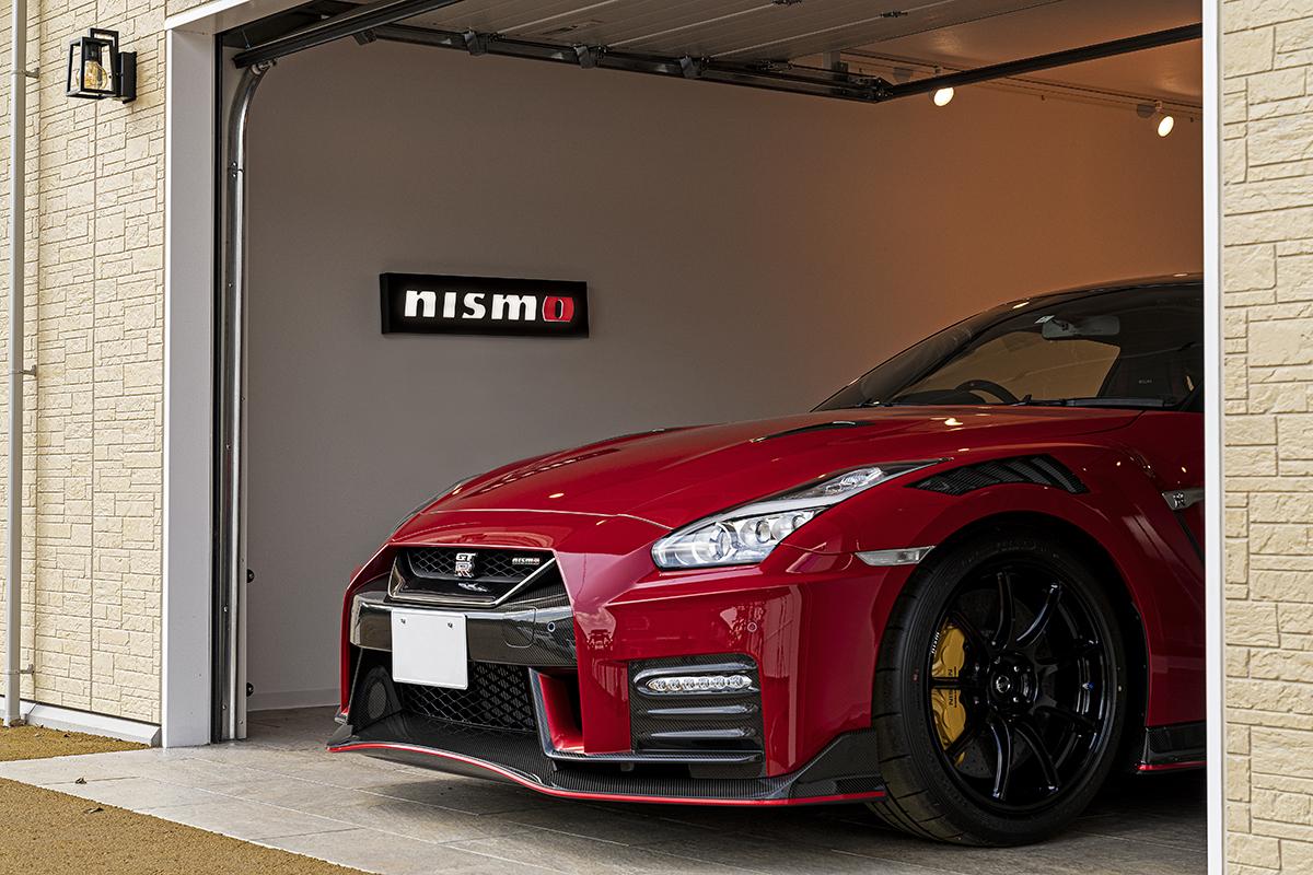 ニスモのロゴが美しく点灯！ 日下エンジニアリングの新作「NISMO LED