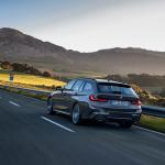 【画像】BMW３シリーズツーリングに２L直４ガソリンターボ搭載のエントリーモデル「318i」を追加 〜 画像18