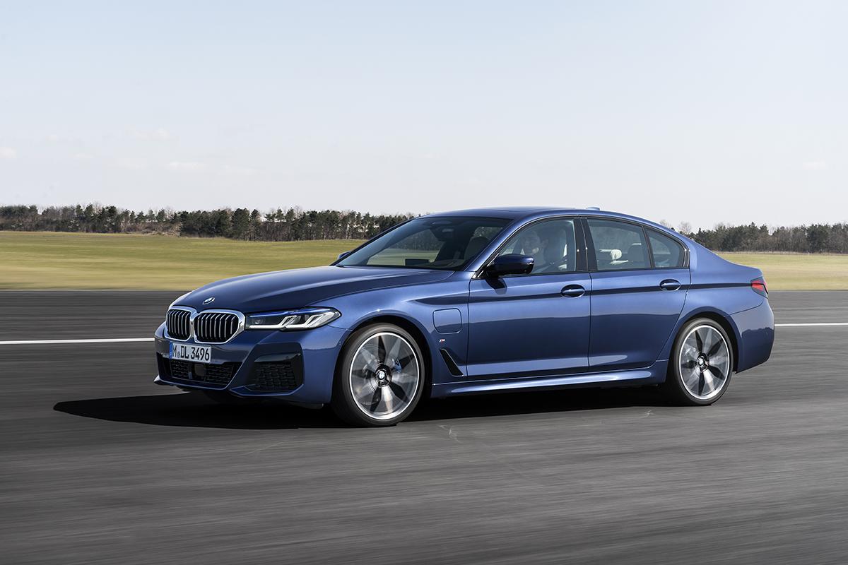 BMW 5シリーズがモデルチェンジでLCI化 〜 画像45