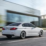 【画像】BMW５シリーズが後期型へモデルチェンジ！　安全装備を充実させてますます快適に 〜 画像102