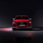 【画像】アウディQ3＆Q3 Sportbackに最強のRSモデルが登場！　0-100km/h加速4.5秒の快速SUV 〜 画像30