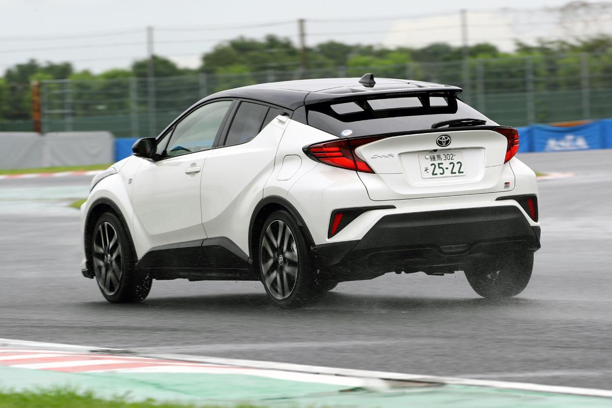 C-HR GR SPORTのリヤ