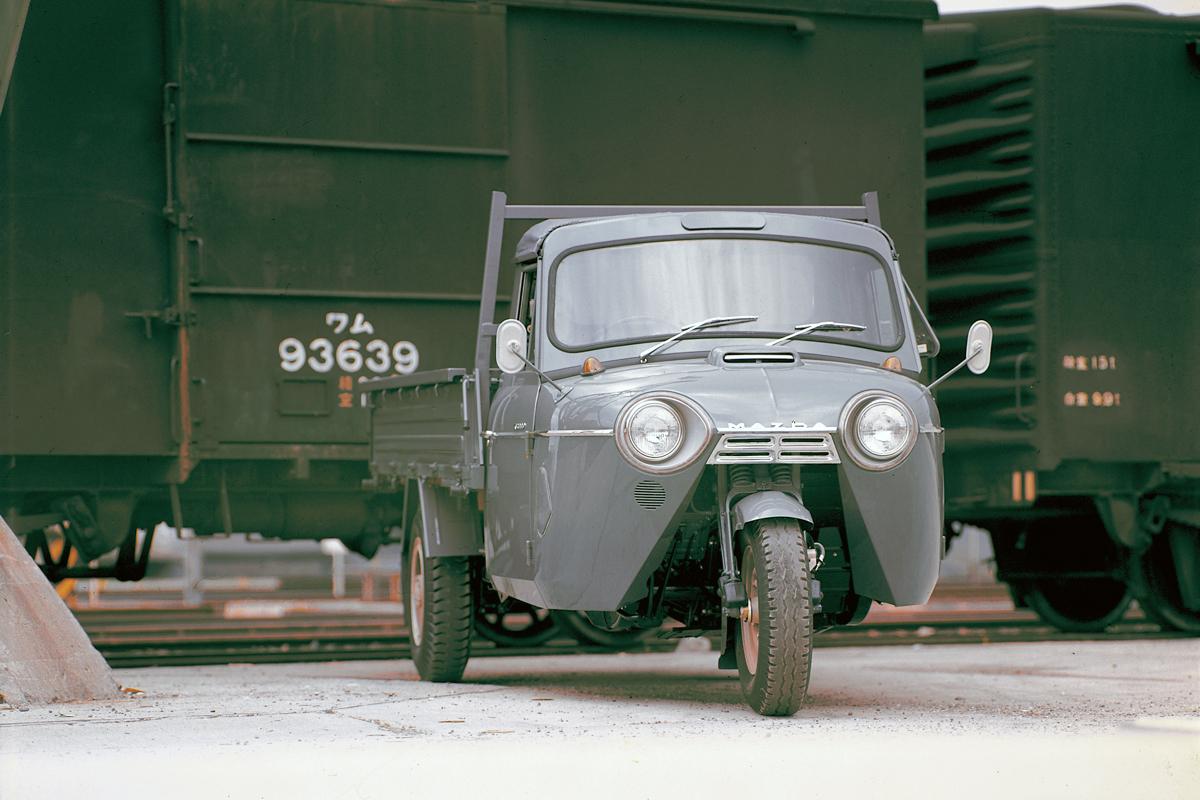 デザインの マツダ は昔から 初の自動車 ３輪トラック がいま見てもイケてた 自動車情報 ニュース Web Cartop 2ページ目