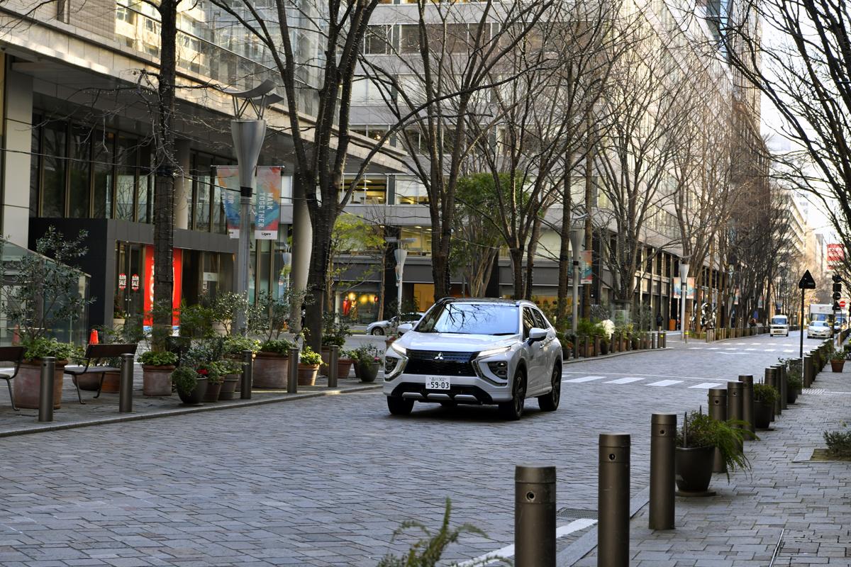 飯田裕子が三菱のPHEV車に試乗 〜 画像80