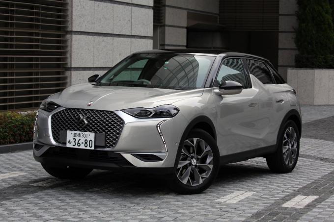 DS 3 CROSSBACK E-TENSEのフロントスタイリング