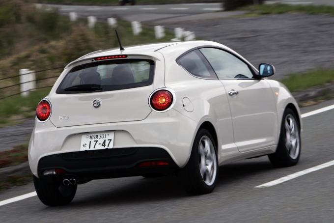 画像ギャラリー 一度乗ったら 中毒 必至 女子を虜にする 庶民が買える 中古イタリア車５選 画像8 自動車情報 ニュース Web Cartop