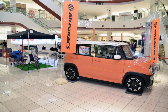 変わる「新車販売」の現状！　いまショッピングモールへのディーラー出店が増加中