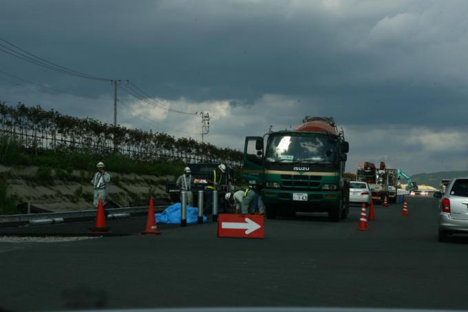 新東名高速道路の道路工事風景