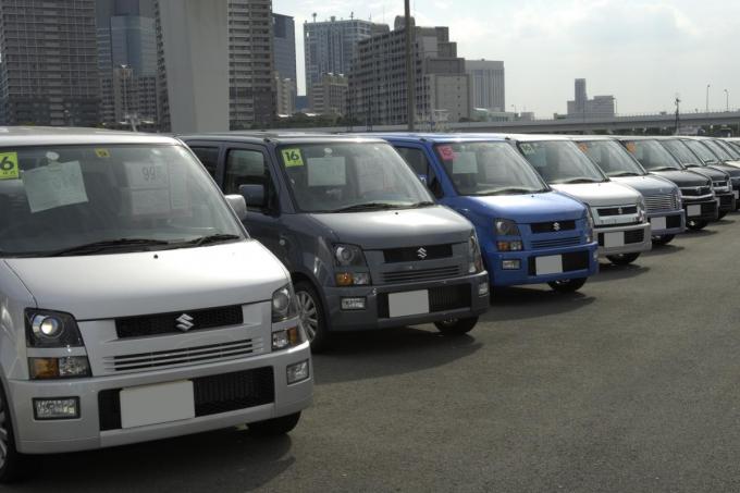 軽自動車の中古車展示