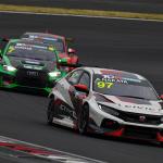 【画像】20年ぶりに本物のFFレーシングカーでTCRに参戦！　中谷明彦がみた「マシンの進化」とは 〜 画像46