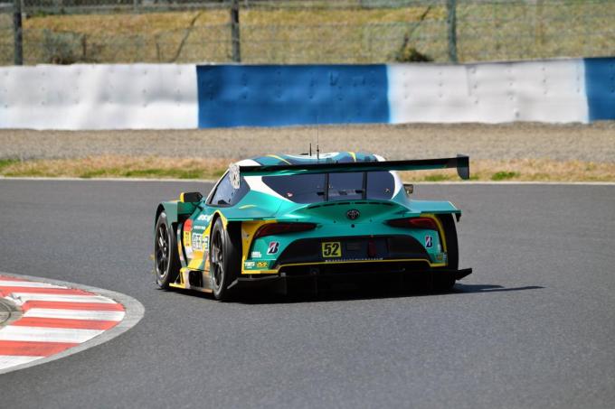画像ギャラリー 値段は高級住宅並 燃費はgt500より悪い スーパーgtのgt300に参戦する Grスープラ のもの凄い中身 画像3 自動車情報 ニュース Web Cartop