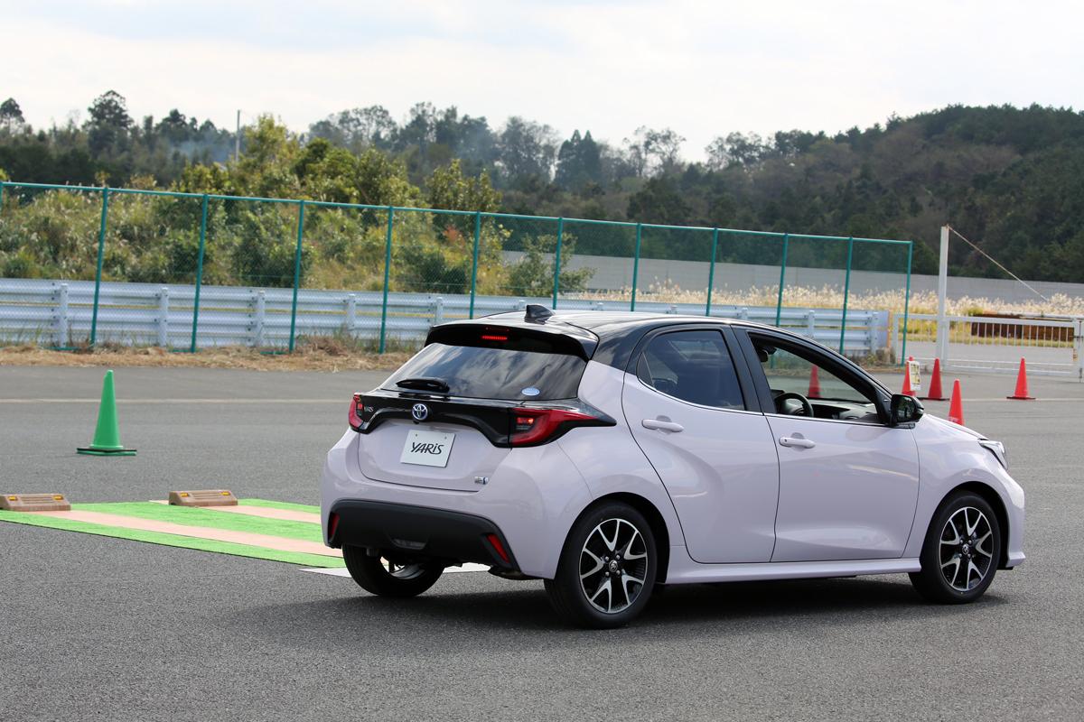 ヤリスの駐車機能 〜 画像9