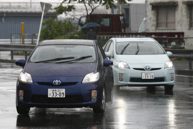 走行距離の短さは要注意！　見るべきは燃費履歴！　「ハイブリッド車」の中古選びは「独特」の視点が必要だった