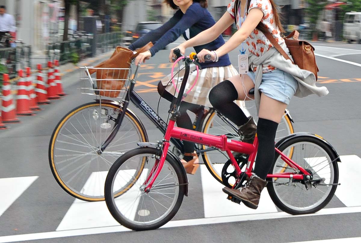 街中を縦横無尽に走る自転車の気をつけるべきポイントは？