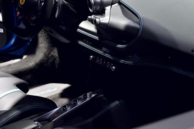 画像ギャラリー 愛車のシートに座るだけで 至福 の時 感動すら覚える インテリア をもつ輸入車５選 画像12 自動車情報 ニュース Web Cartop