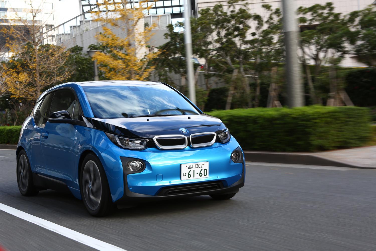 BMW i3の走行シーン 〜 画像19