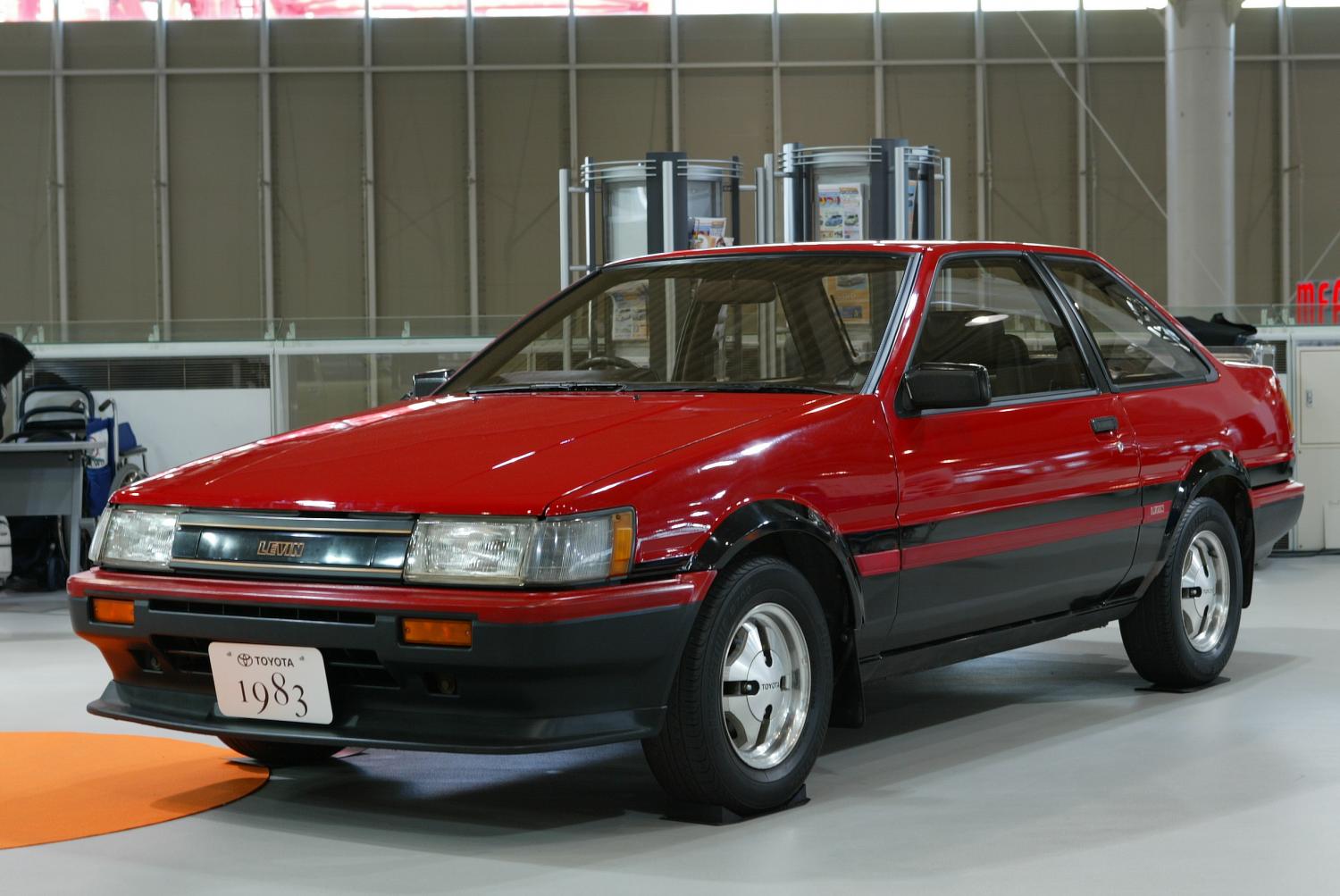 AE86型カローラ・レビンのフロントスタイリング 〜 画像41