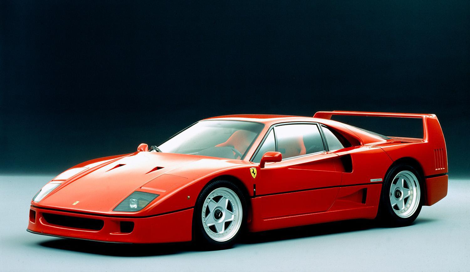 フェラーリF40全体 〜 画像1