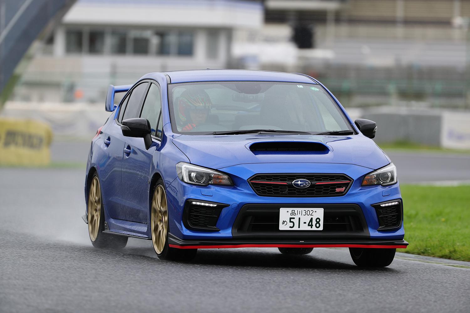 筑波サーキットの80Rを走行するスバルWRX STI 〜 画像42