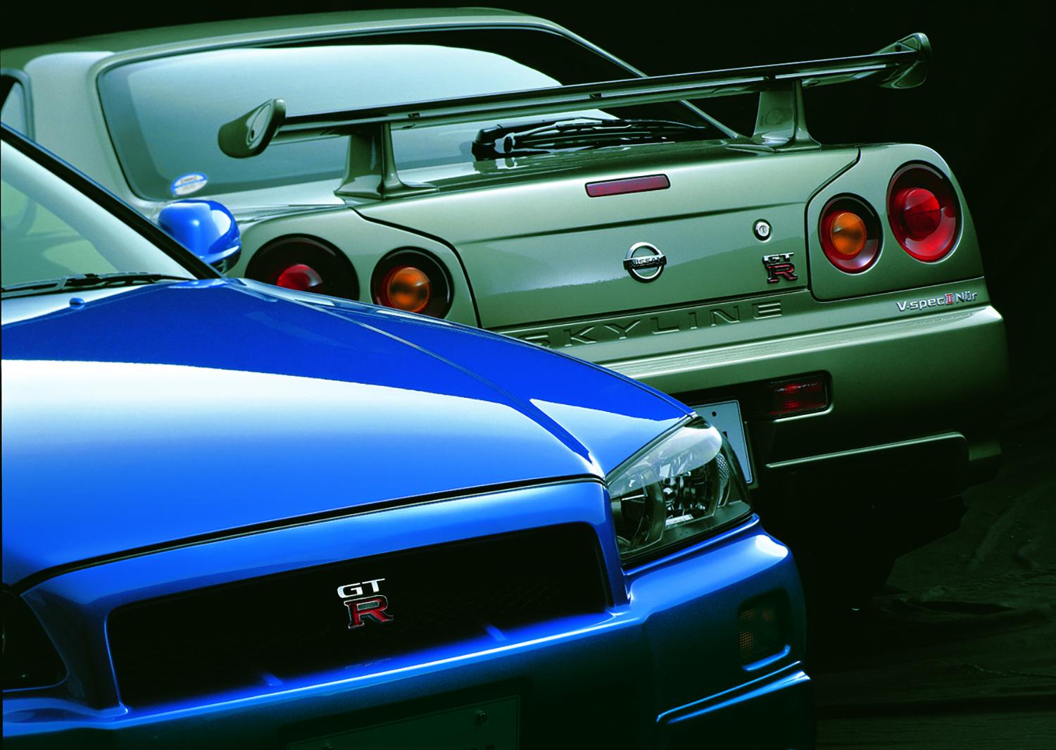 R 34GT-Rフロント＆リヤ寄り