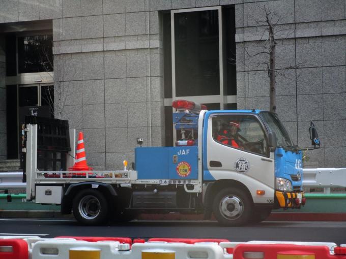 保険会社やディーラもあるけどやっぱり「JAF」がベスト！　出先で愛車がトラブったときの「救援対応」を比較してみた