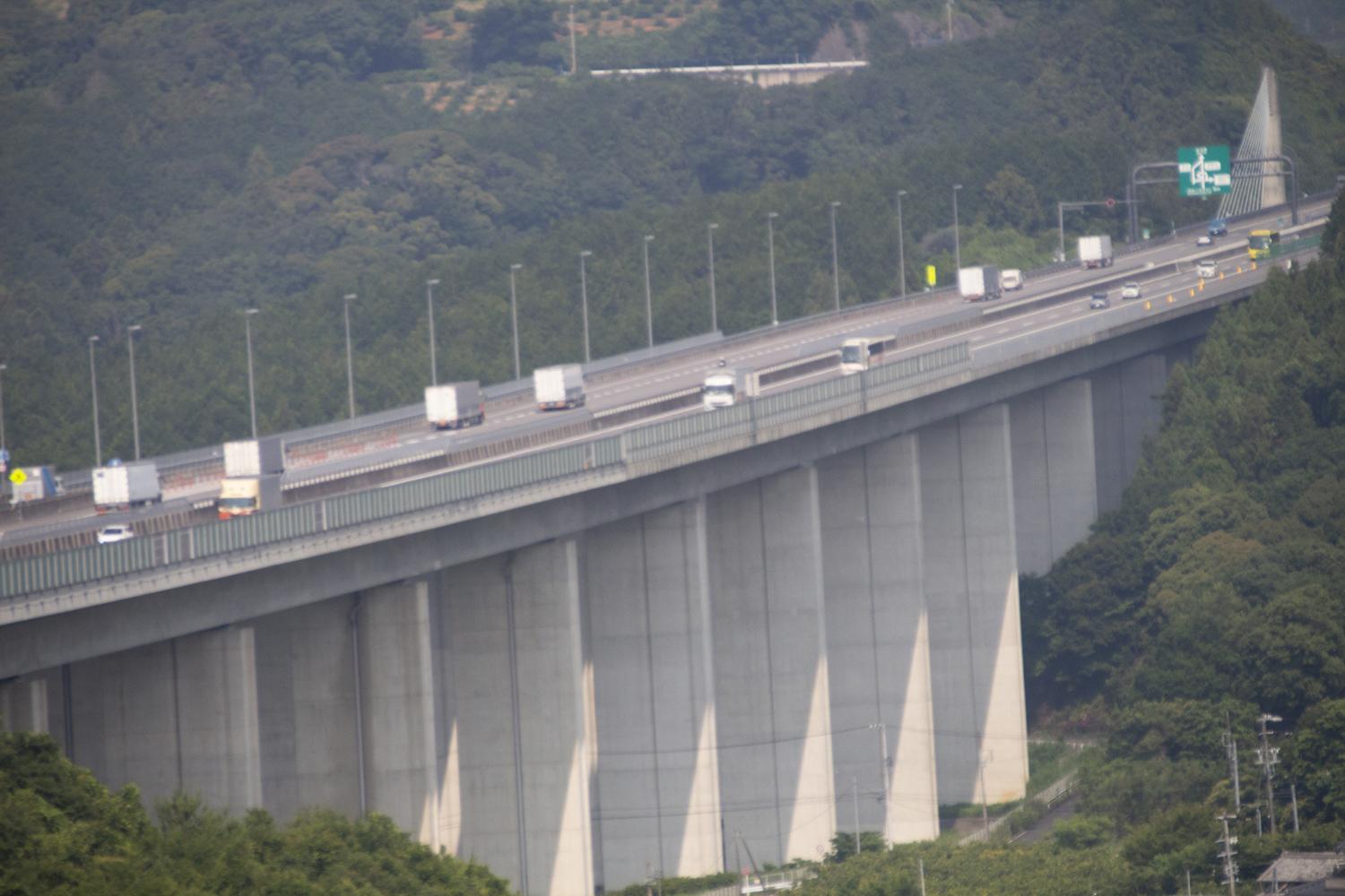 新東名高速道路のイメージ 〜 画像1