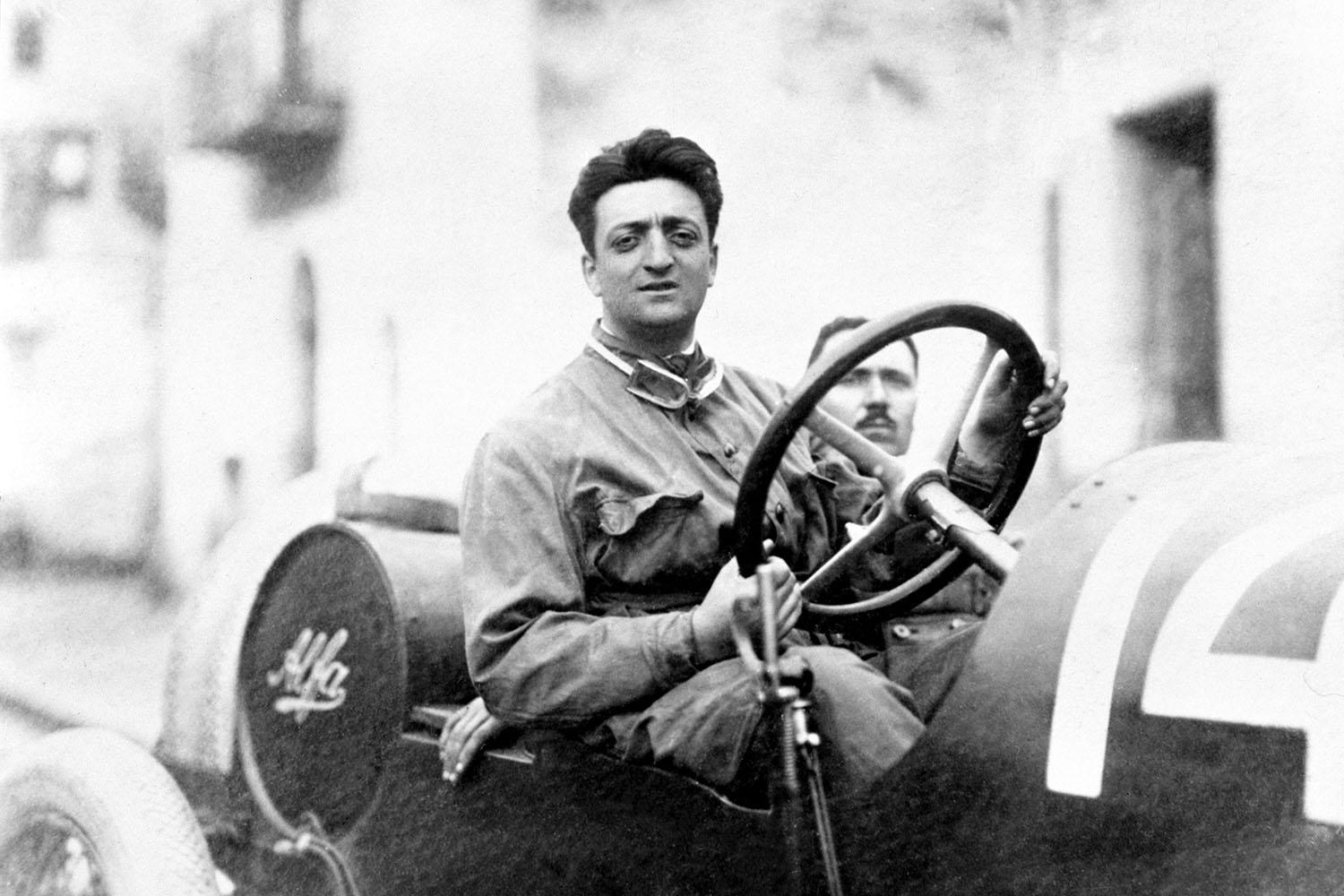 フェラーリの創業者のエンツォ・フェラーリ