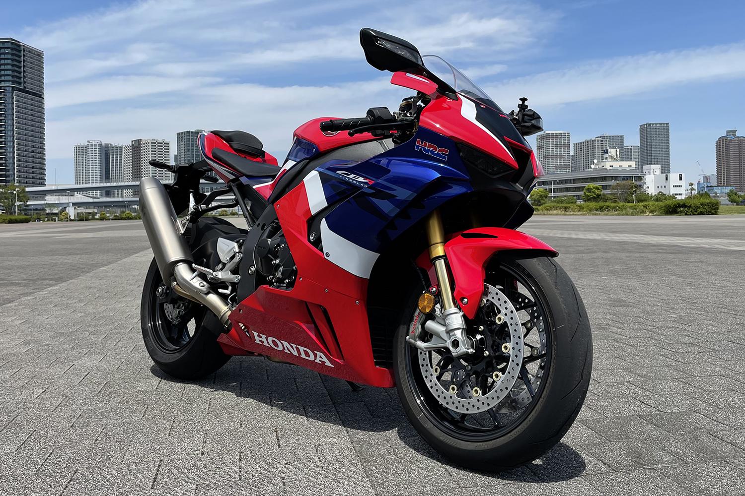 ホンダCBR1000RR-Rファイアーブレードのフロントスタイリング 〜 画像12