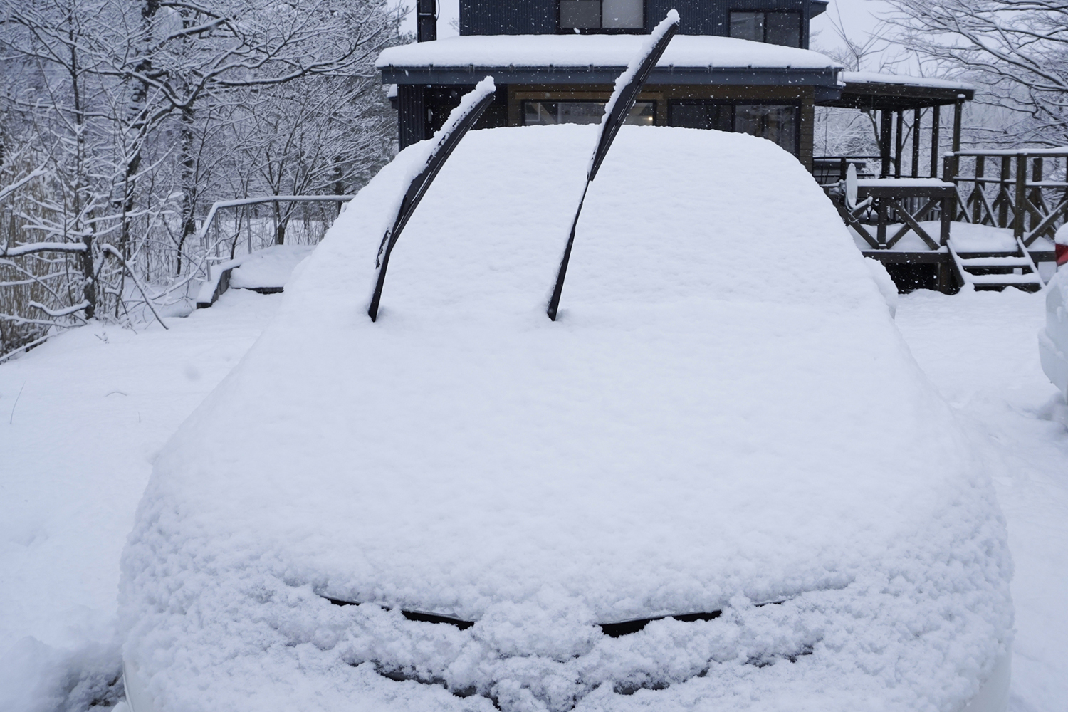 クルマに雪を積んだまま走るのはキケンなのか 〜 画像3