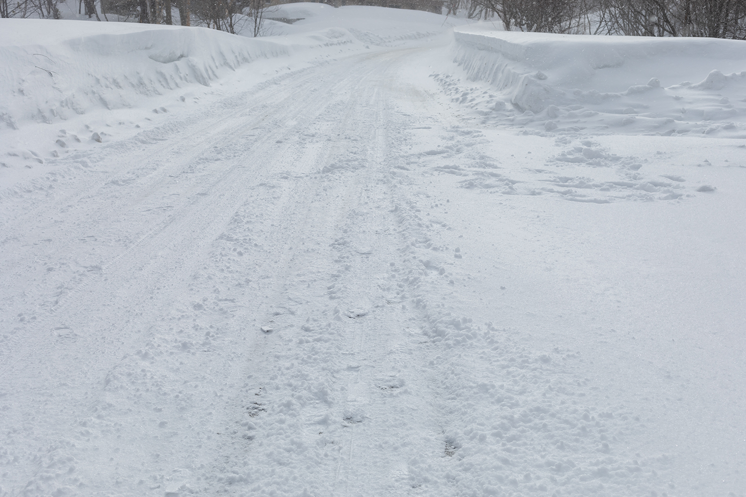 圧雪路のイメージ画像