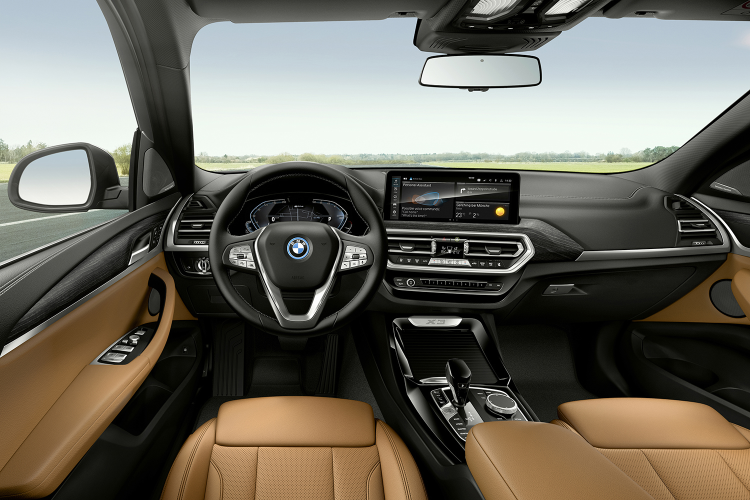 現行BMW X3（最新モデル）の内装