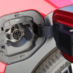 【画像】【試乗】トヨタの電気自動車bZ4Xは期待以上のデキ！　ガソリン車ユーザーを納得させる「ネガ潰し」がスゴイ 〜 画像13