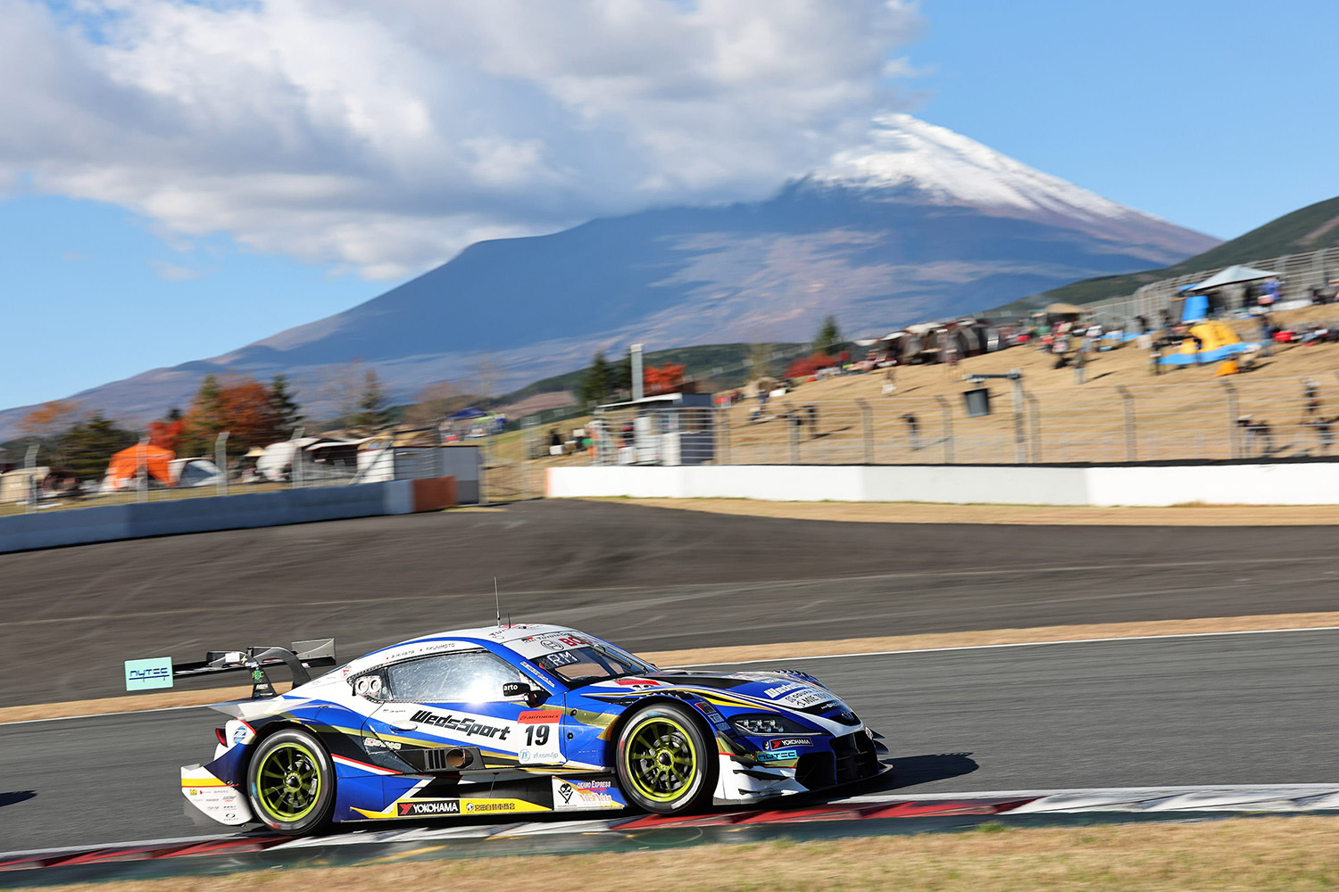 スーパーGTのGT300クラスに参戦するトヨタ86