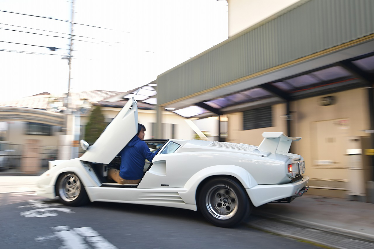 カウンタック車庫入れ