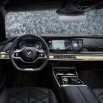 【画像】31.1インチの8Kディスプレイと40スピーカーの衝撃！　BMW ７シリーズ「ザ・ファースト・エディション」をオンラインで先行受注開始 〜 画像5