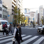 【画像】日本の道は「歩行者」にとって危険な場所も多い！　ドライバーの努力だけじゃどうにもならない交通事故の現実 〜 画像2